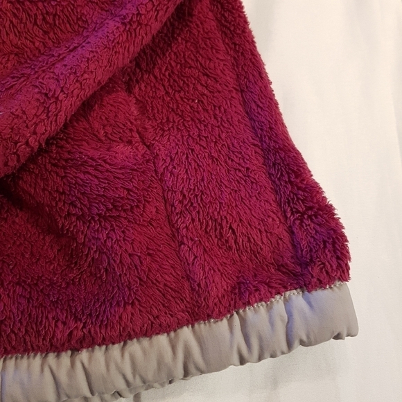 The North Face plush girls size Large sweater jacket - Picture 4 of 4